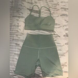 Align Lulu lemon set